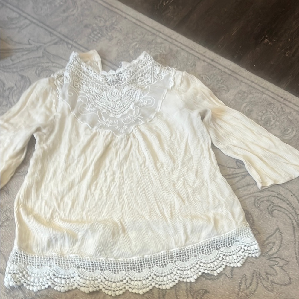 love, Fire White Lace Blouse
